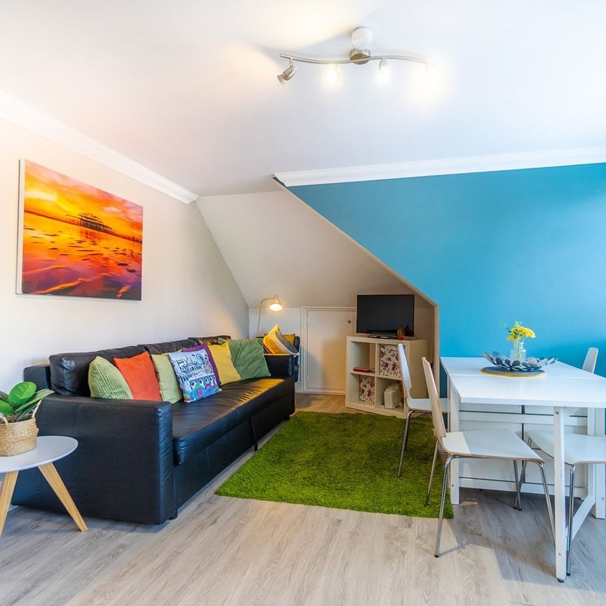2 Bed Flat, Brunswick Fab Pad, BN3 - Photo 1