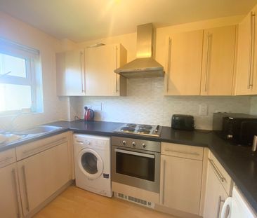 2 bedroom apartment to rent - Photo 3
