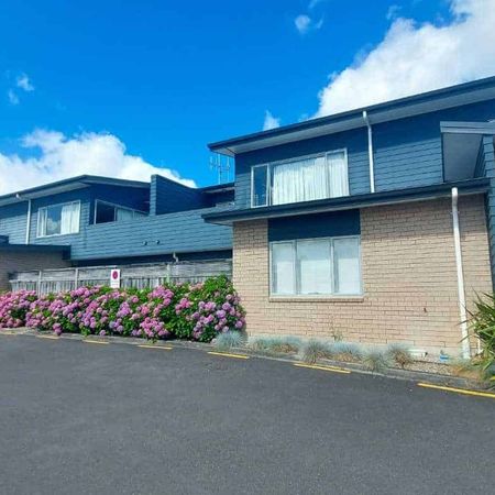 3 Bedroom Apartment - available Feb 2026 - Photo 3