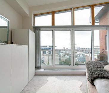 3 bedroom penthouse to rent - Photo 6