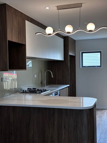 Stunning New 4BR Home in Mt Roskill - Photo 5