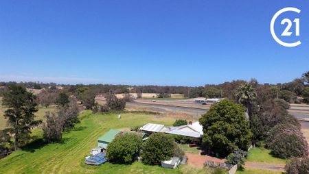 Fresh 2x1 Country Living and Peaceful Surroundings with Easy Access to Bunbury and Local Amenities. - Photo 5