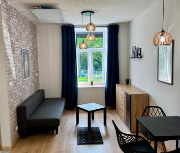 DWUPOKOJOWE mieszkanie tuż po generalnym remoncie - Zdjęcie 3