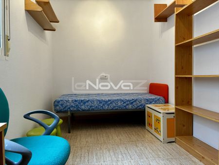 Torrevieja. Atico. Spacious three-bedroom apartm - Photo 3