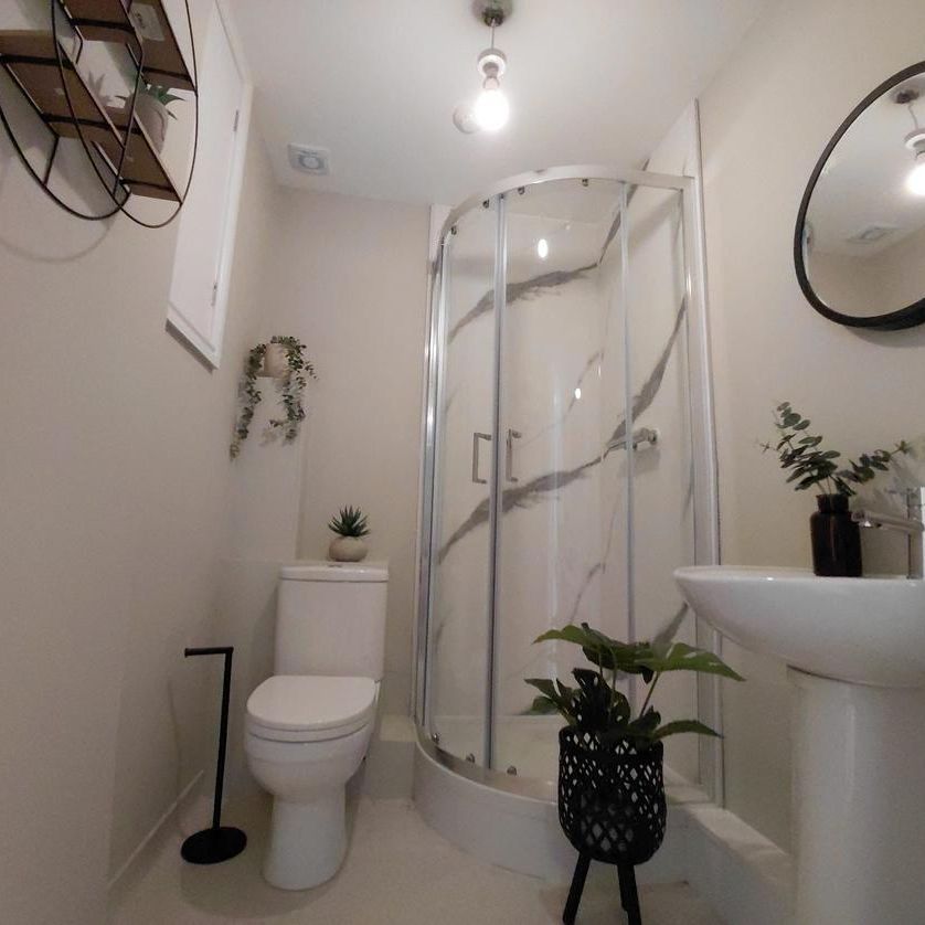 House share to rent - Photo 1