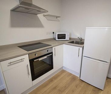 Studio to rent - Photo 3