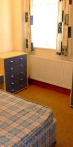 3 bedroom property to rent in Cardiff - Photo 4