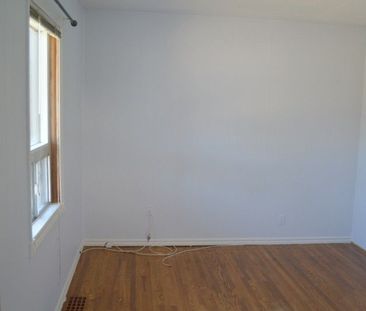 For Lease - 92 King Street, Mississauga, Ontario - Photo 3