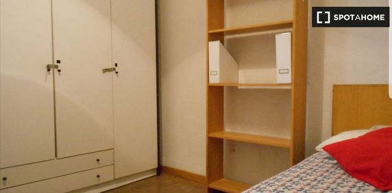 madrid, Community of Madrid 28008 - Photo 2