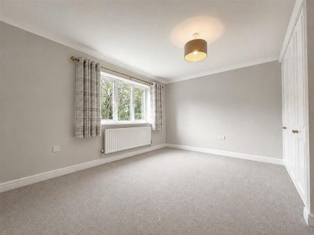 7 bedroom detached house to rent - Photo 3