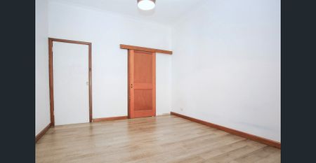 Private Two-Bedroom Self-Contained Villa/Granny Flat - Photo 5