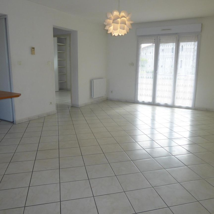 Location Appartement 4 pièces 78m² AUBENAS 07200 - Photo 1