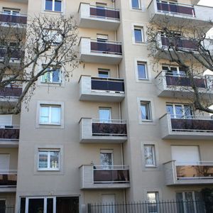 Location Appartement 1 pièce 26m² - Photo 3