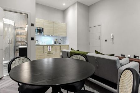 1 bedroom serviced apartment to rent - Photo 4