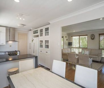 1 Watford Crescent, Molendinar - Photo 6