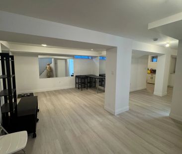 357 Patricia Avenue #Basement - Photo 4