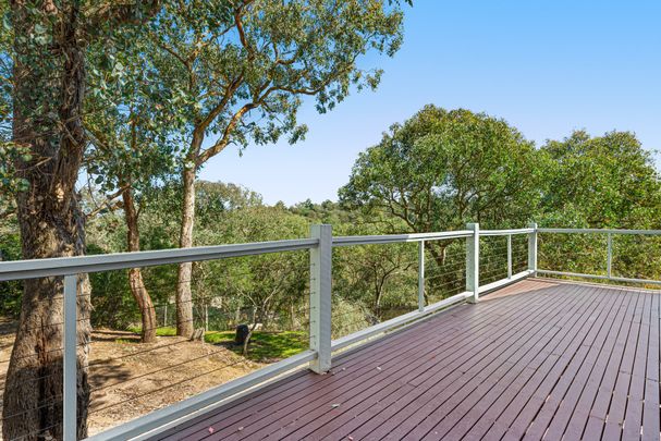 10 Dandallo Drive, Eltham - Photo 1