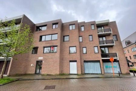 Ruim appartement met één slaapkamer rustig gelegen centrum Geel! - Photo 2