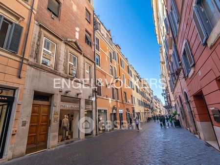 Trilocale in Affitto in Via Frattina a Roma - Photo 5