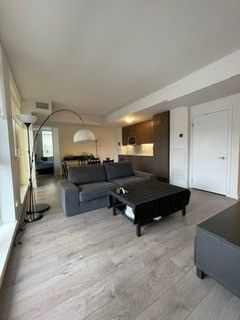 For Lease - 297 College Street Unit# 820, Toronto, Ontario - Photo 2