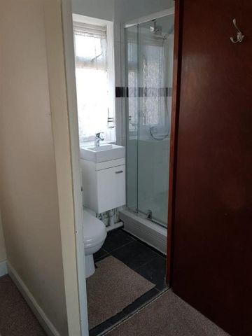 1 bedroom house to rent - Photo 3