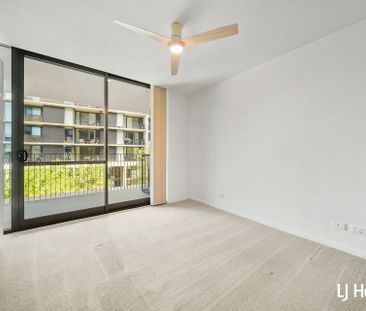(Door 30) 154/97 Eastern Valley Way, Belconnen ACT - Photo 4