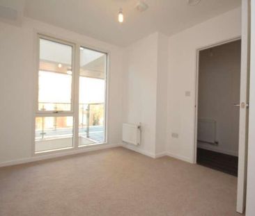 Kidwells Close Maidenhead, SL6 - Photo 5