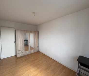 A LOUER - APPARTEMENT T2 ROANNE - Photo 4
