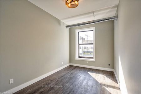 For Lease - 118 Dundas Street Unit# 2, London East, Ontario - Photo 4