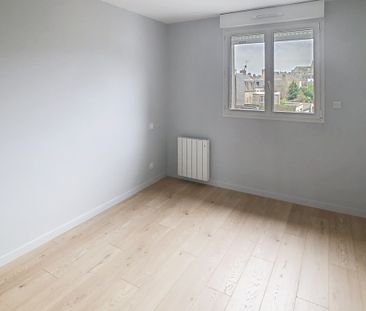 Location Appartement 3 pièces 75m² COUTANCES 50200 - Photo 4