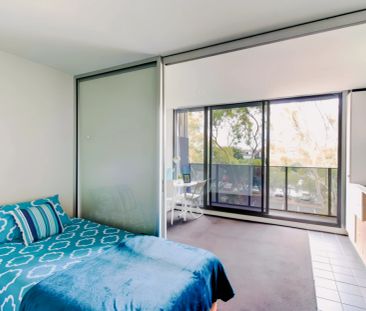 Medium 1 Bedroom style 2 - Photo 4