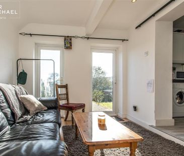 5 bedroom semi-detached house to rent - Photo 1