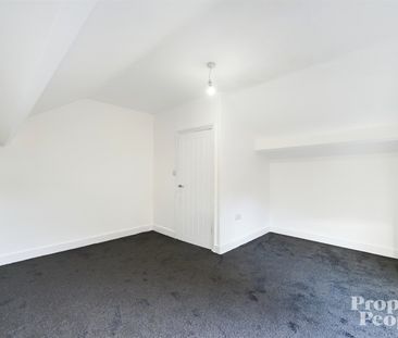 121 Henderson Avenue, Belfast , BT15 5FP - Photo 3