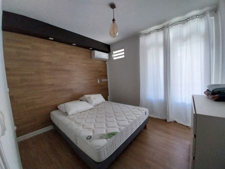 Location Appartement 3 pièces 72m² ST PAUL 97460 - Photo 5