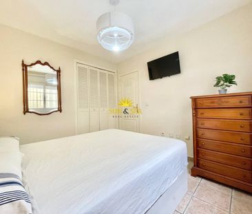 3-BEDROOM SEMI-DETACHED HOUSE - TORREVIEJA - Photo 4