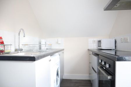 1 bedroom serviced apartment to rent - Photo 4