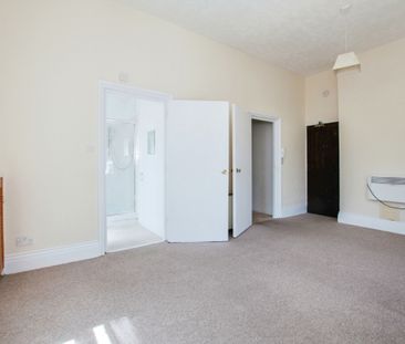 apartment to rent Alum Chine Road, Bournemouth - Photo 6