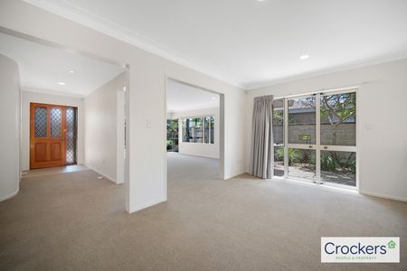 Spacious Standalone Townhouse – Privacy, Luxury, and Location (Double Grammar Zone) - Photo 3