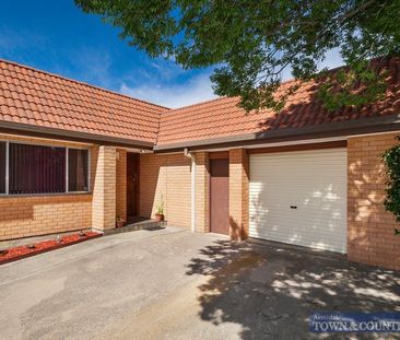 CENTRAL UNIT WITH PRIVATE COURTYARD - Photo 4