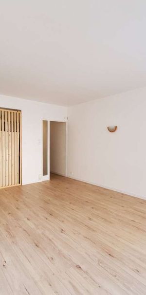 Location Appartement 1 pièce 38m² - Photo 1
