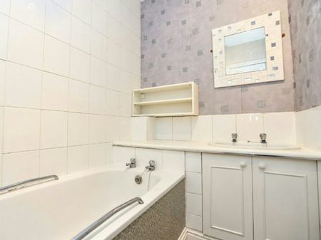 Yeaman Place, Flat 3F2, Polwarth, EH11, Edinburgh - Photo 5