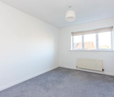 3 bedroom detached house to rent - Photo 3