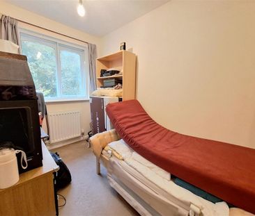 2 bedroom semi-detached house to rent - Photo 4