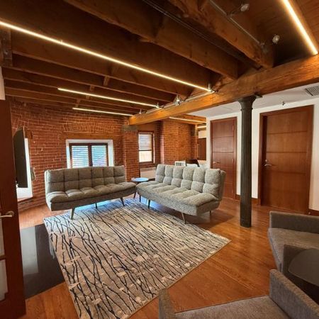 1 CH - 1 SDB - Montréal - $1,995 /mo - Photo 3