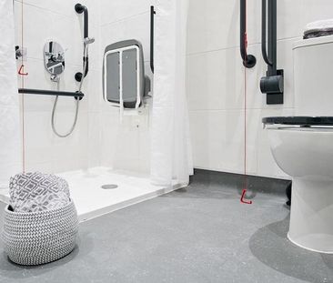 1 bedroom in a flat share to rent - Photo 5