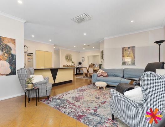 STUNNING 4 x 2 HOME IN MANNING - Photo 1