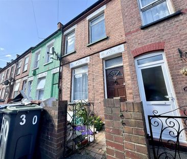 2 bedroom terraced house to rent - Photo 2