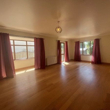 Truro, Truro, TR1 - Photo 1