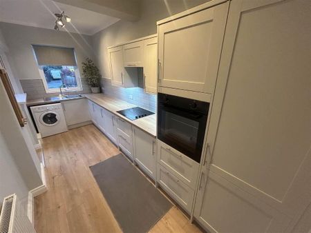 108 Downshire Road, Holywood, BT18 9LY - Photo 5