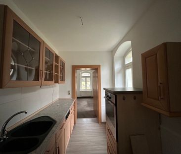 Herrliche 2-Raum-Wohnung mit Balkon u. EBK am Oybiner Kurpark ! - Photo 1